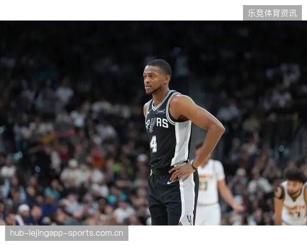 NBA巨星点赞CBA新星表现，见证未来篮球之星崛起的奇迹